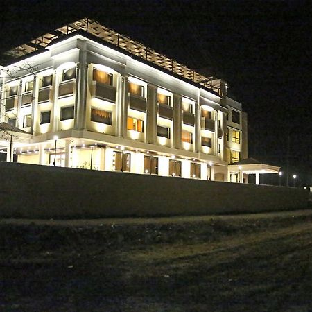 Hotel Lavanya Palace Ratlam Exterior photo
