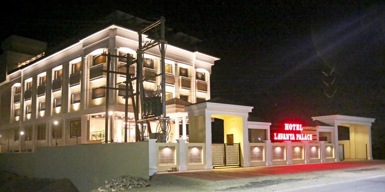 Hotel Lavanya Palace Ratlam Exterior photo